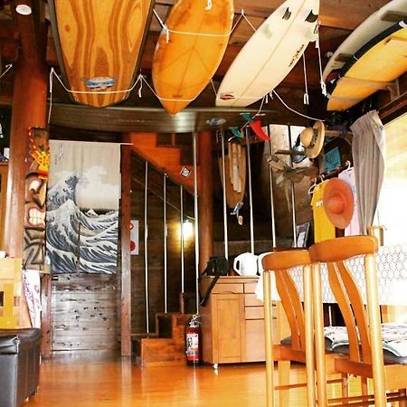 מלון אונה Tropical Surf House Okinawa מראה חיצוני תמונה