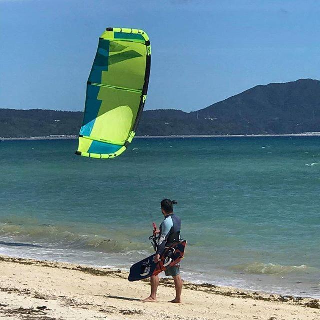 מלון אונה Tropical Surf House Okinawa מראה חיצוני תמונה