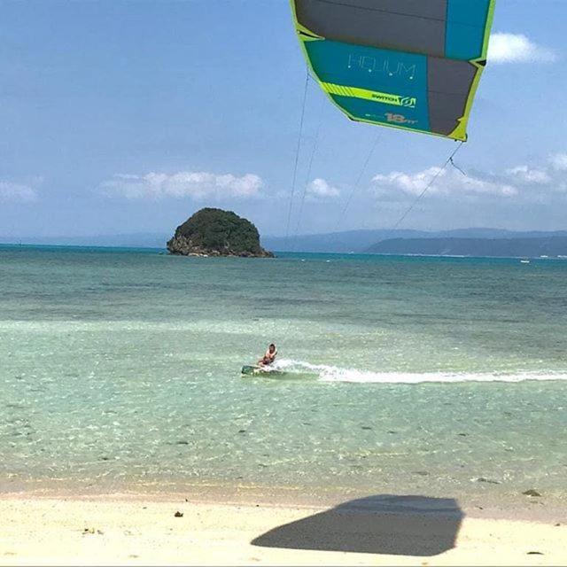 מלון אונה Tropical Surf House Okinawa מראה חיצוני תמונה