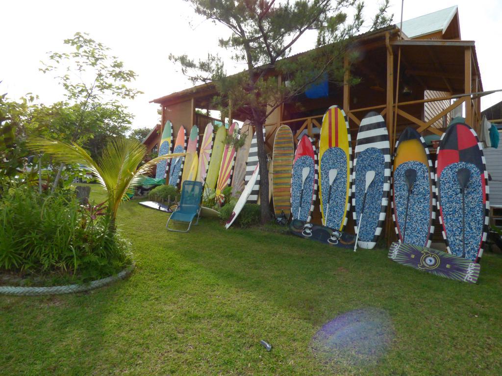 מלון אונה Tropical Surf House Okinawa מראה חיצוני תמונה