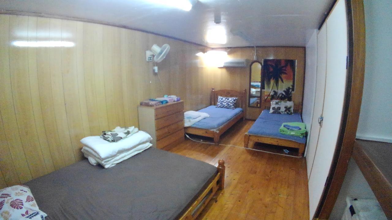 מלון אונה Tropical Surf House Okinawa מראה חיצוני תמונה